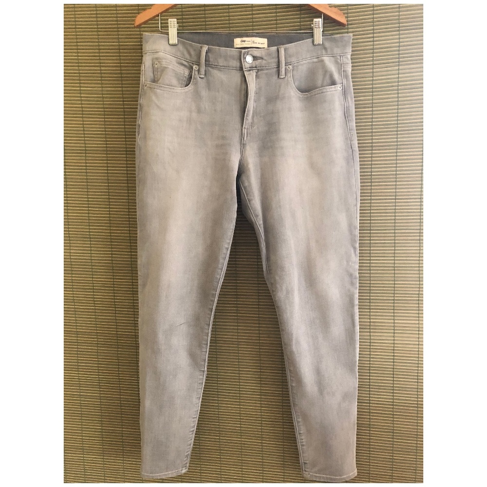 GAP True Skinny Jeans